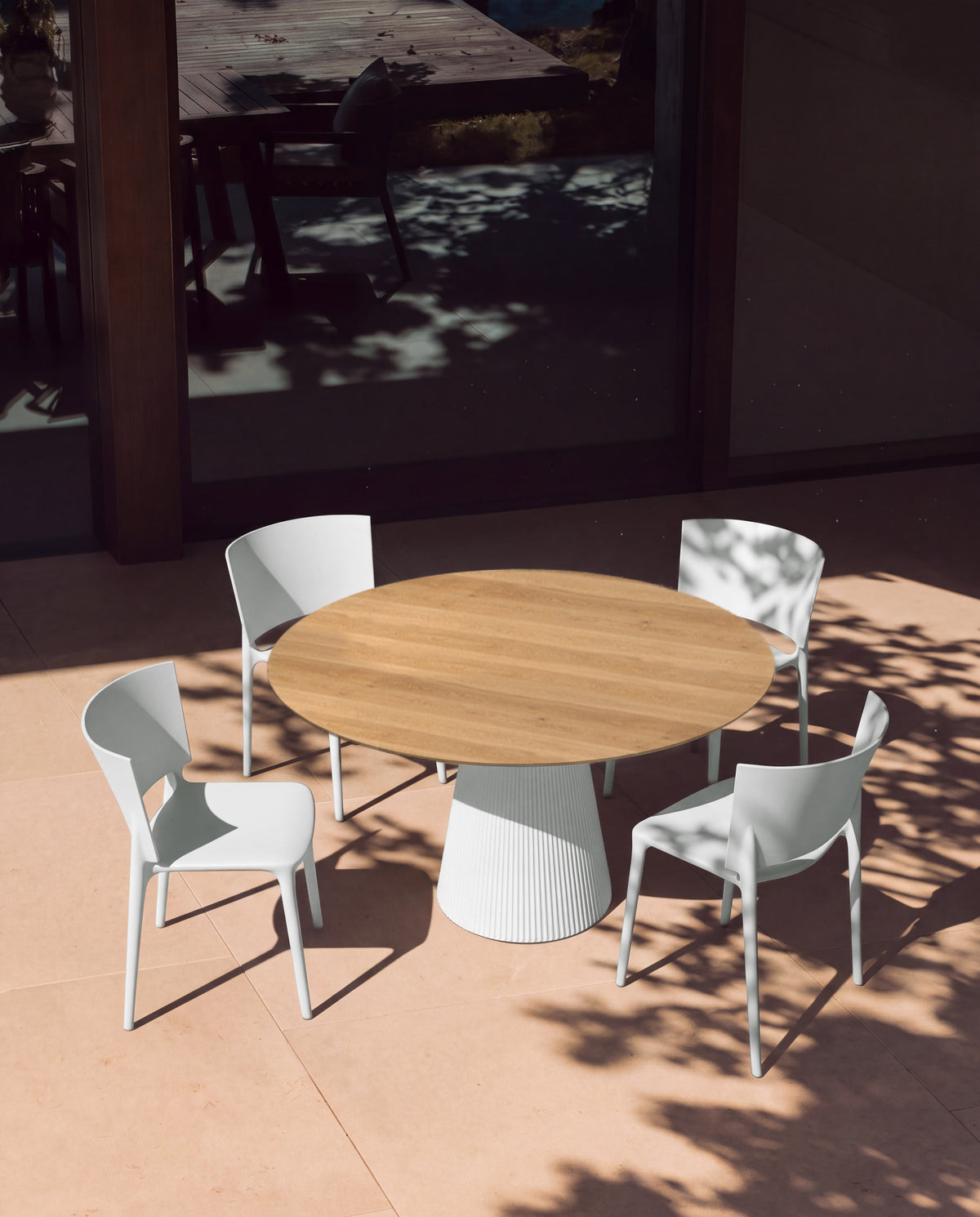 Africa/Gatsby Family Dining Set