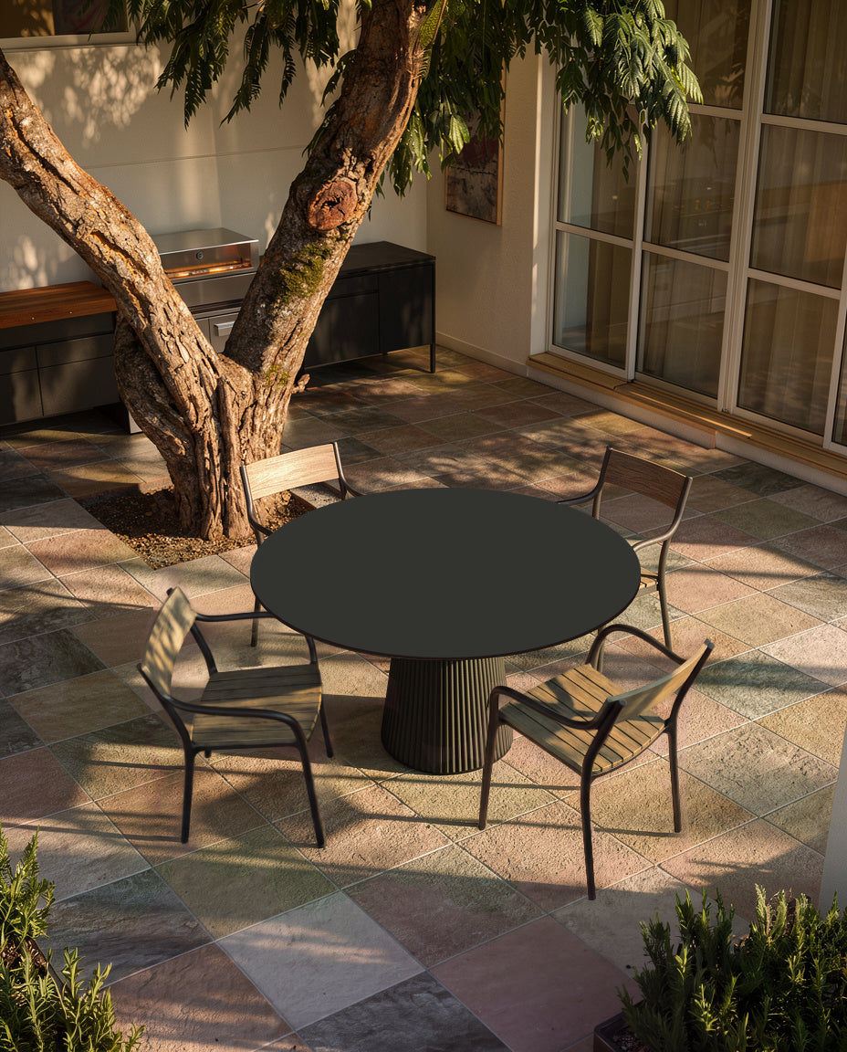 Madison/Gatsby Family Dining Set